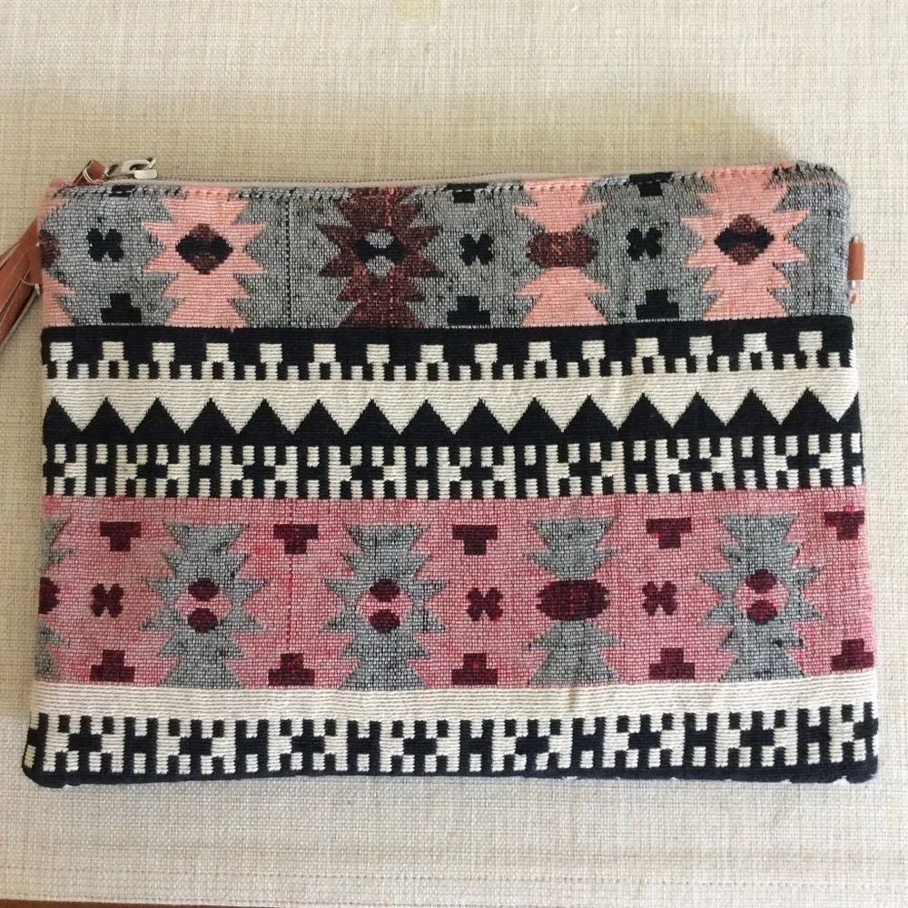 NWOT Page and Co Collection Turkish Rug Clutch